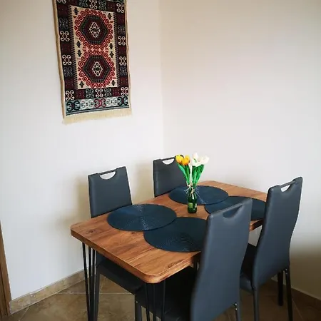 Riviera Deluxe Vlorë