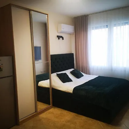 Riviera Deluxe Vlore