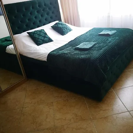Riviera Deluxe